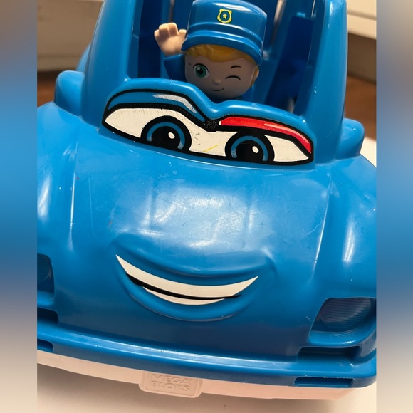 โฅ๏ธ FREE with any purchase ๐๐ฝ Fisher-Price ๐๐ Mega Bloks Peter Police Car - Picture 8 of 14